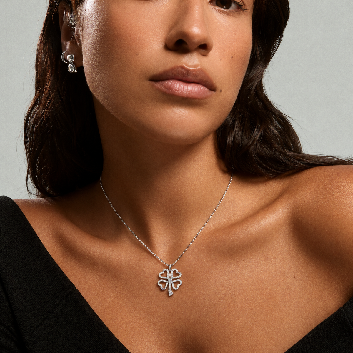Eternal Clover Necklace