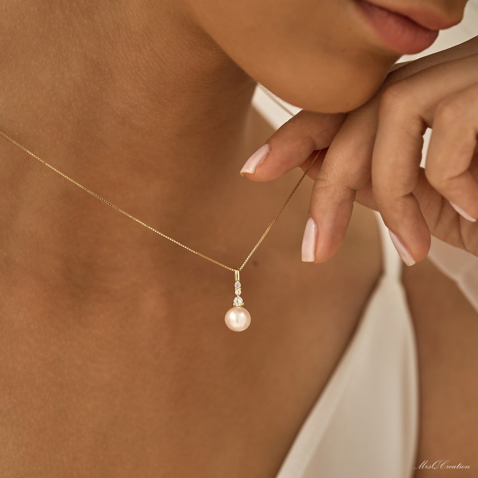 Golden Aurora Pearl Necklace