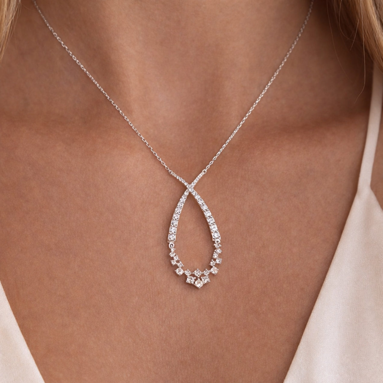 Round Stones Necklace