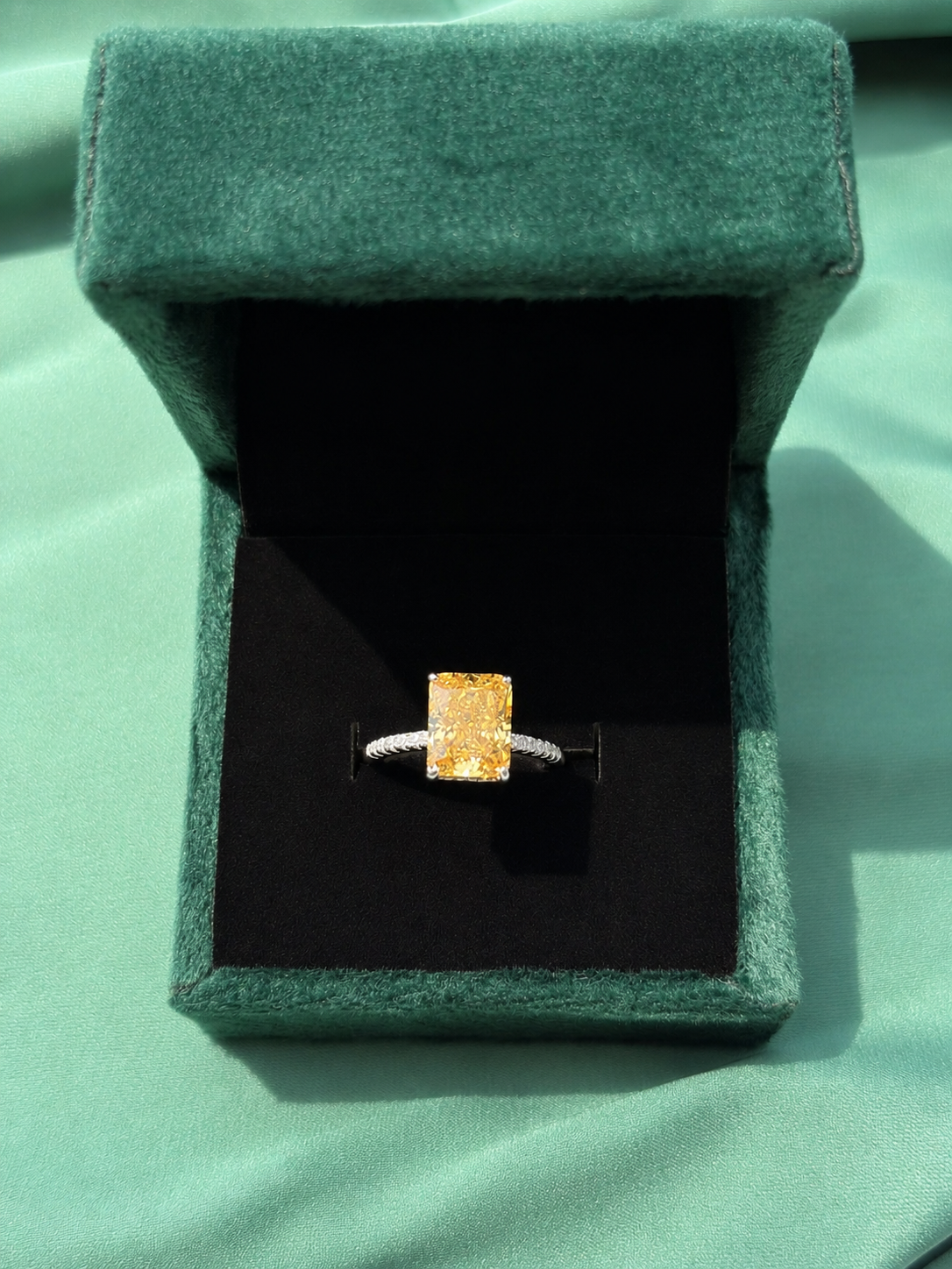 Crushed Ice Canary Stone Ring