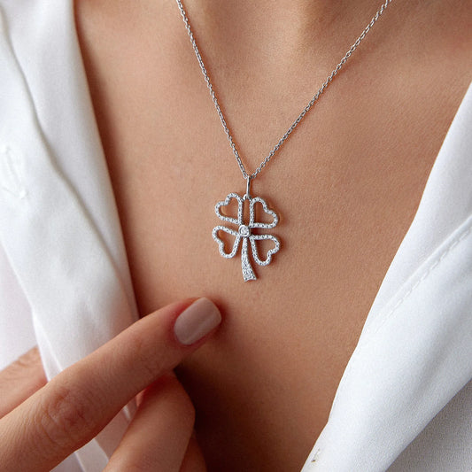 Eternal Clover Necklace