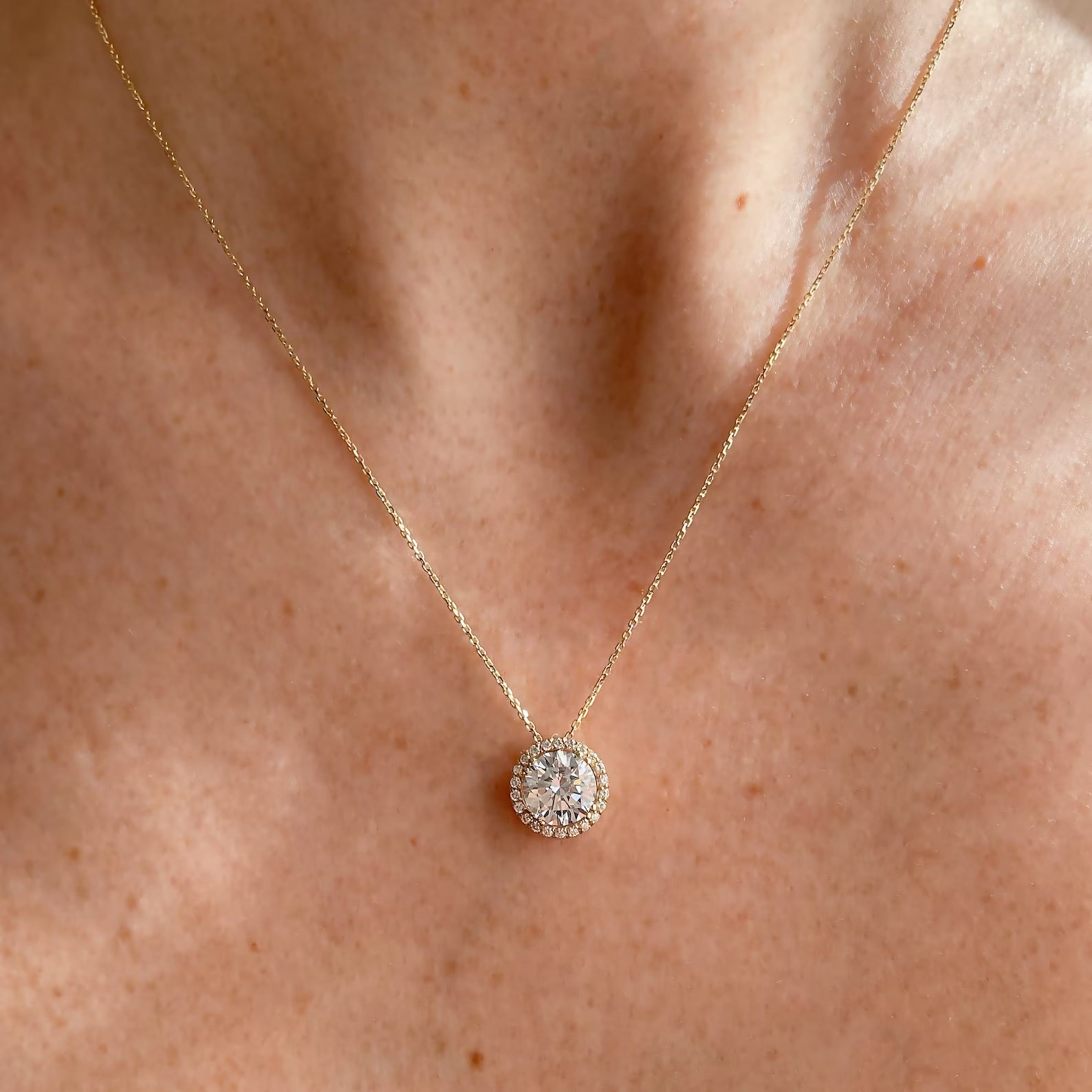 Round Cut Necklace