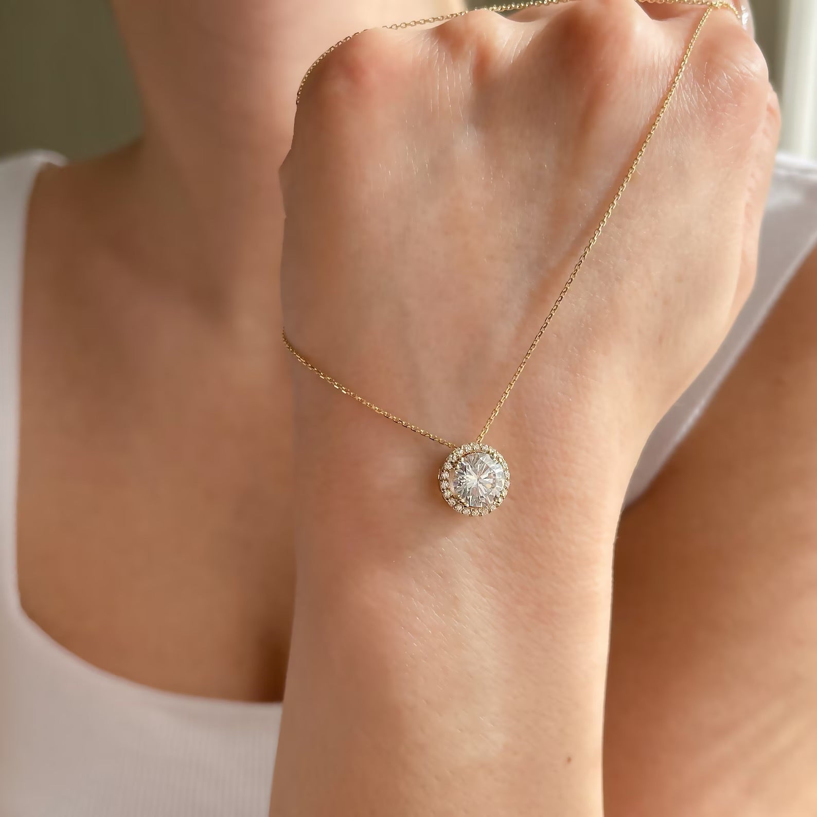 Round Cut Necklace