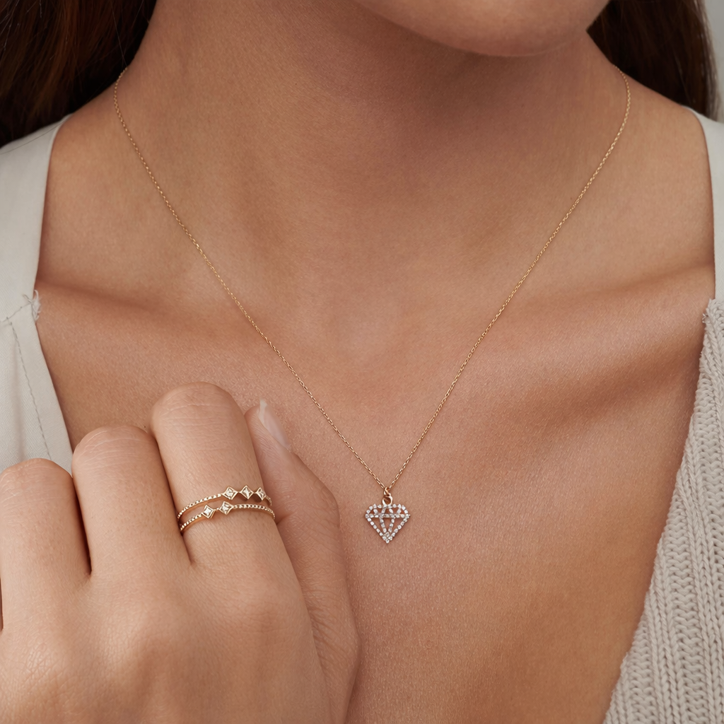 The Modern Minimalist Set